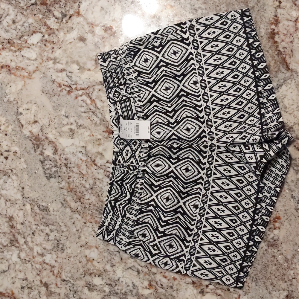 J.crew Size 6 Linen Blend Shorts